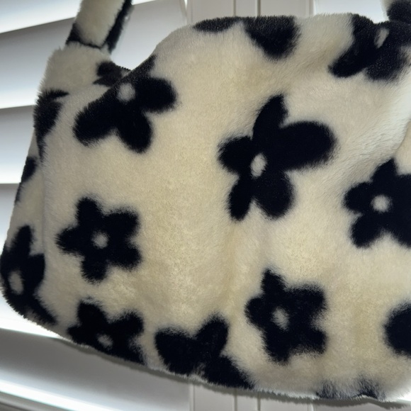 fuzzy black and white floral purse - Picture 2 of 5